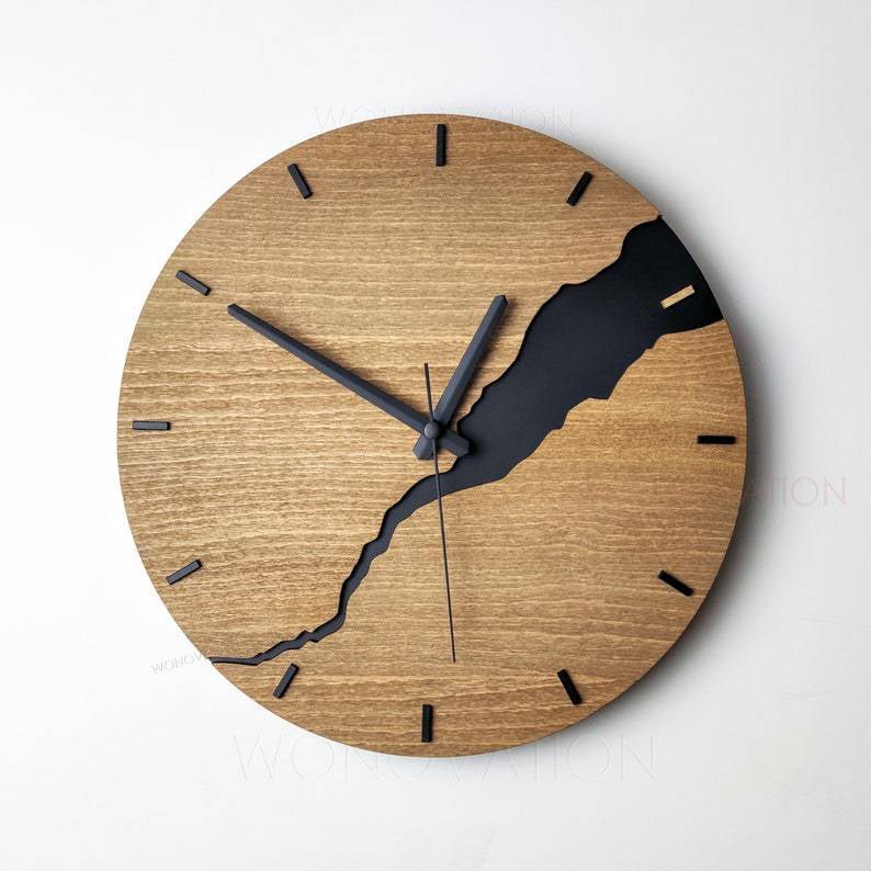 Luxuriöse Holz-Wanduhr – Nuvoro