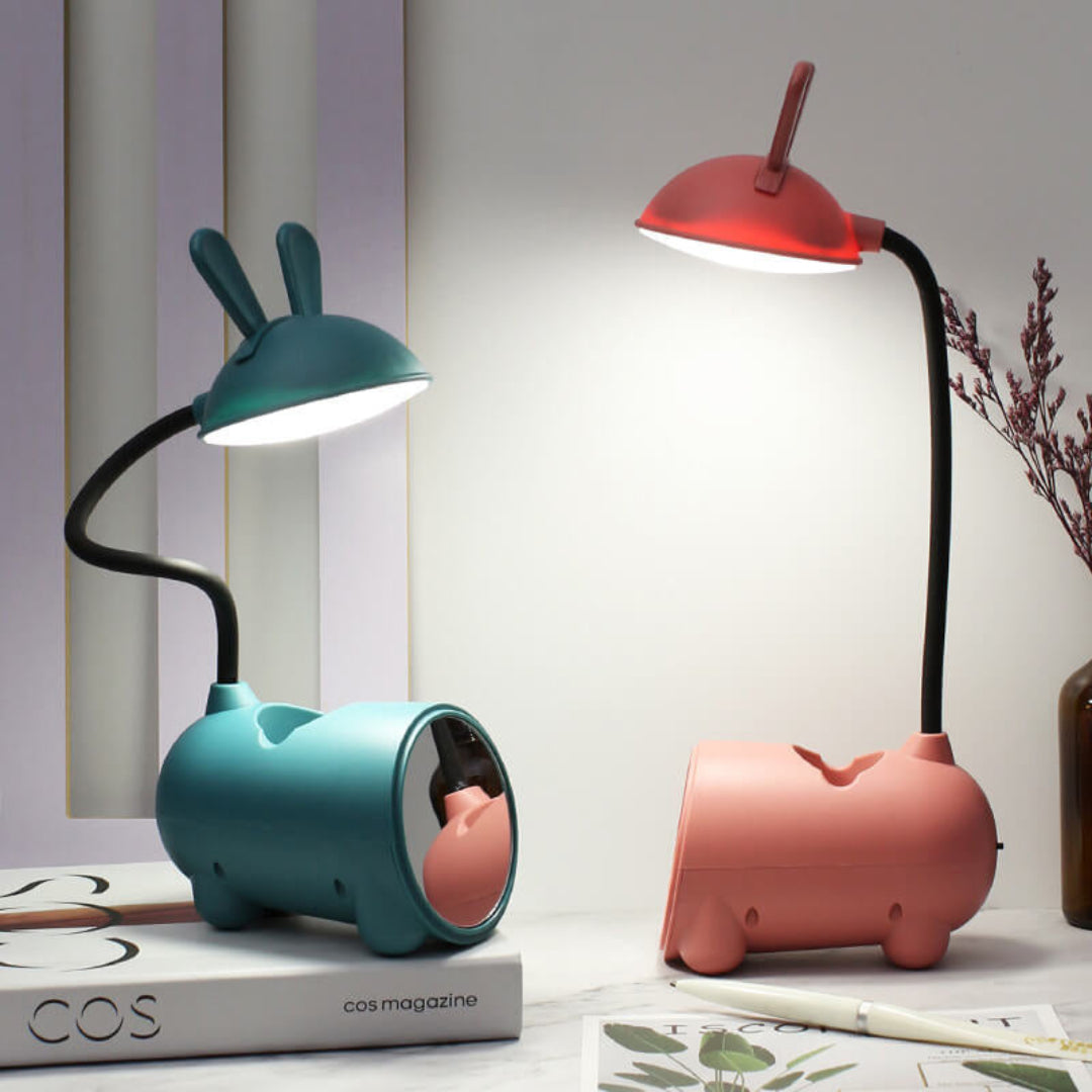 Kreative LED Tischlampe mit Stifthalter